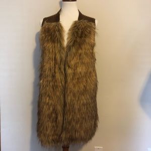 Chico faux fur sweater vest